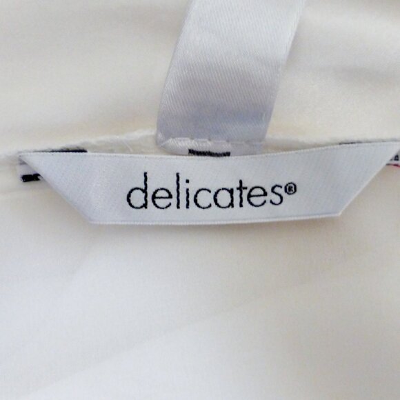 Vintage Embroidered Bridal White Sheer & Pleated Satin Nightgown Peignoir Set M - Picture 7 of 9